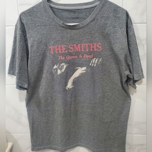 Size M - The Smiths The Queen is Dead Grey Band Tee Unisex